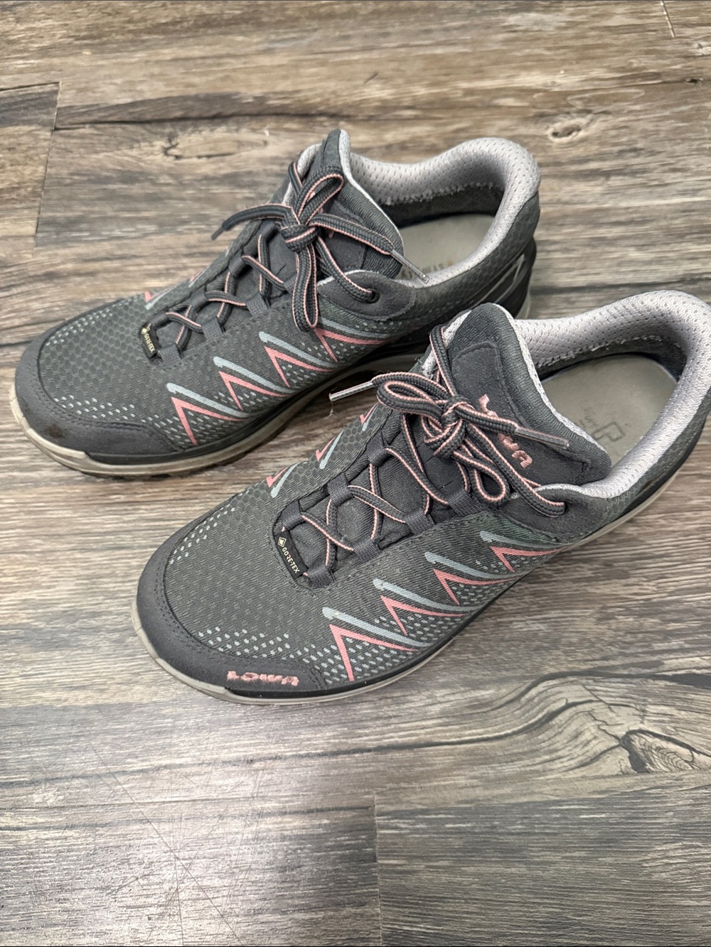 Lowa Women's Goretex Gray and Pink Ferris Pro GTX Low size 8